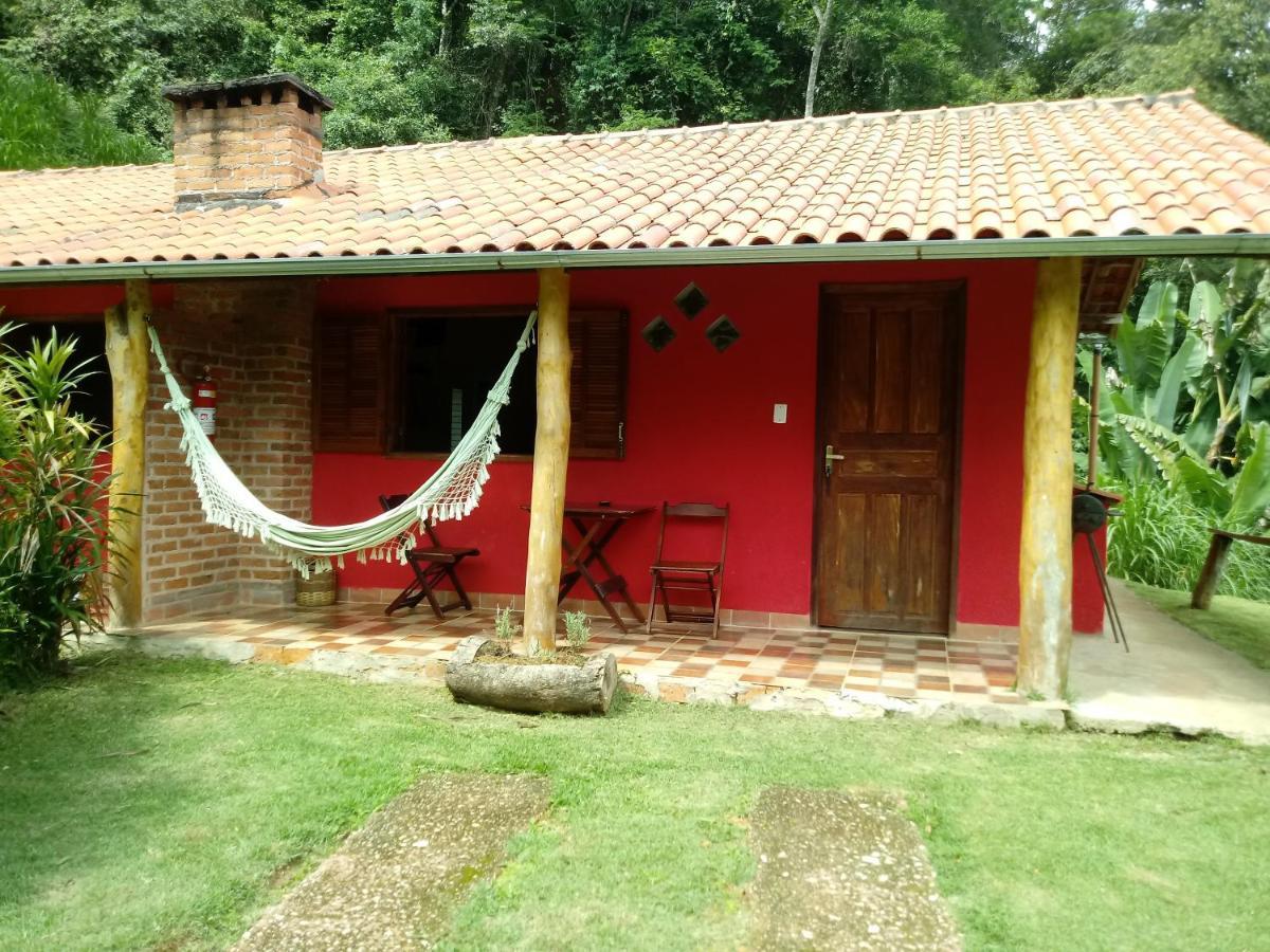 Sitio Das Hortensias Chales Консейсан-да-Ибитипока Экстерьер фото